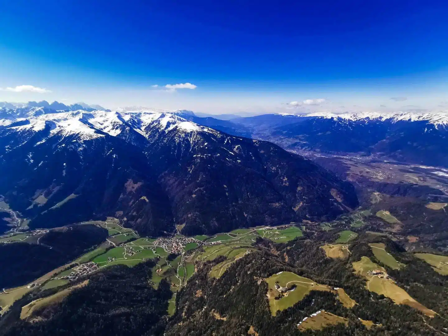 Hoch über der Lüsener Alm...