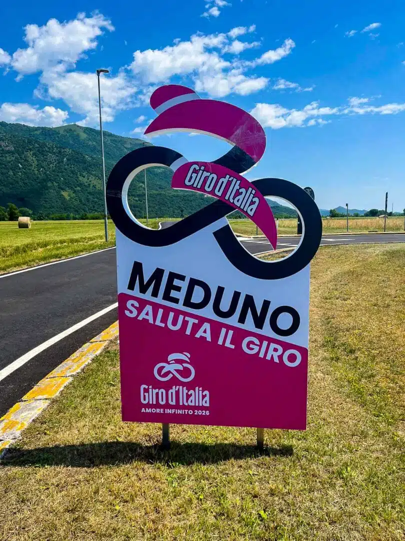 Giro d'Italia als Grundlage für die Streckenflugplanung. Im Hintergrund unser Fluggelände...