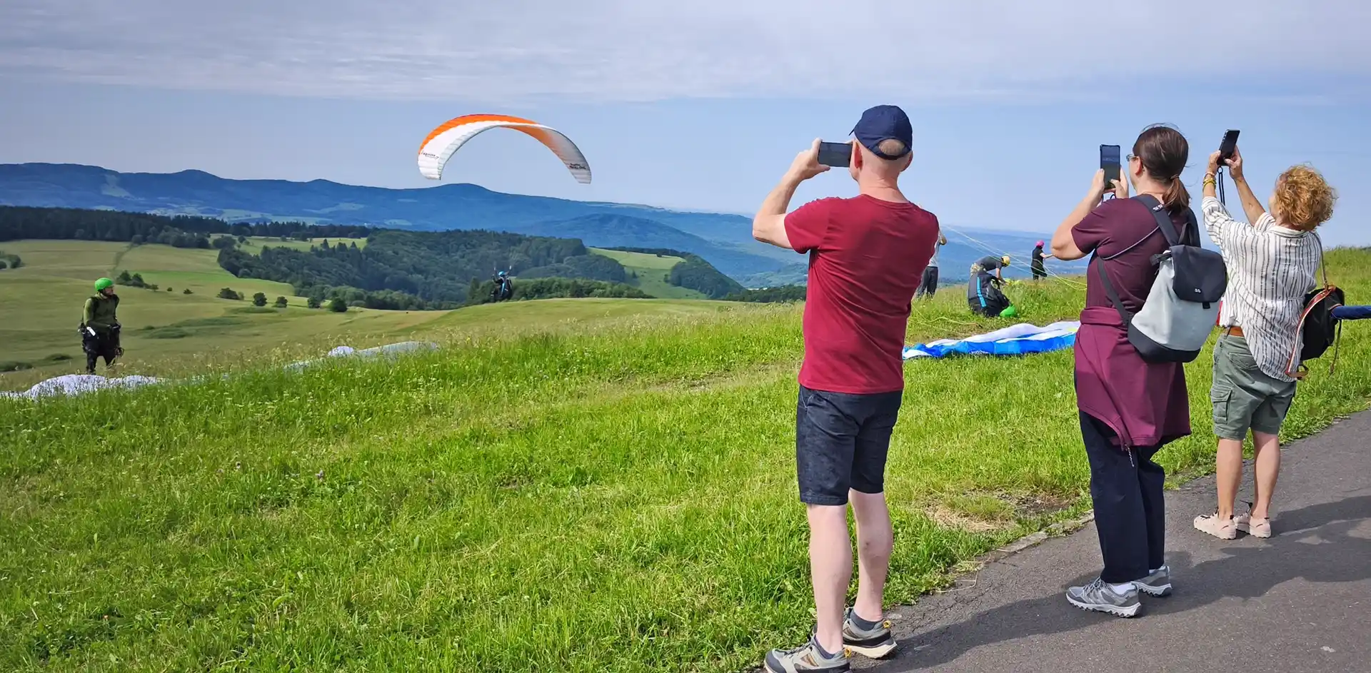 Faszination Gleitschirmfliegen: Ein differenzierter Blick auf Abenteuer und Risiko