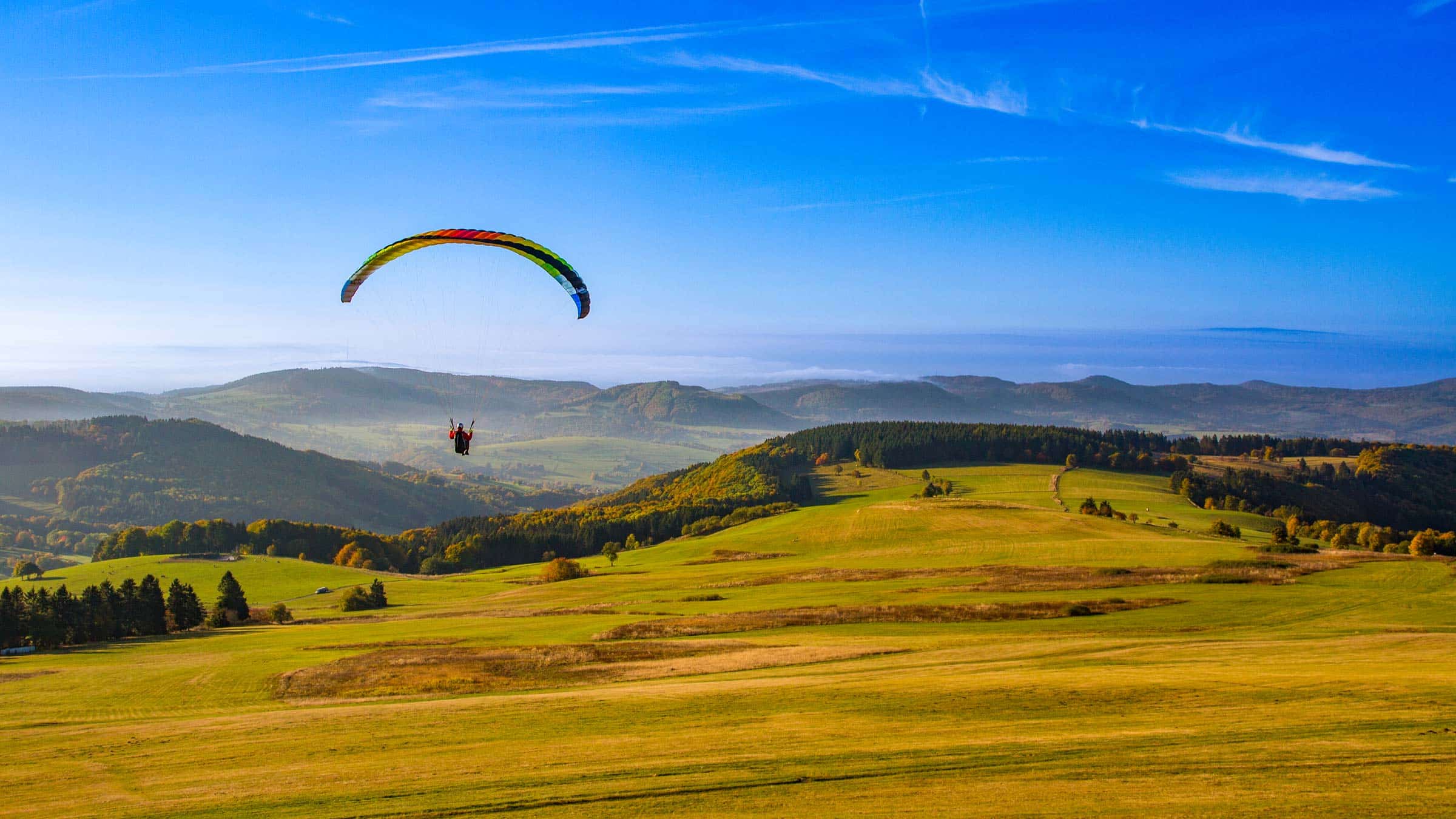 Gleitschirmfliegen Wasserkuppe Südhang