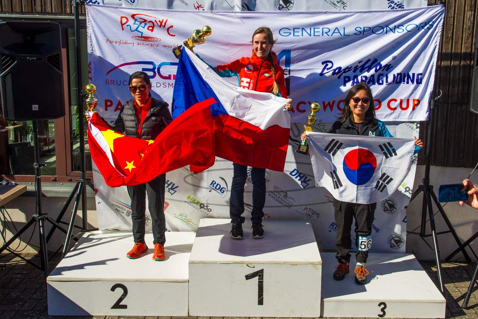 Frauenwertung-Sieger Worldcup-Finale Wasserkuppe 2023
v.l.n.r.: Liao Qingli (China, Platz 2), Ivana Feraric (Tschechien, Platz 1), Eunyoung Cho (Südkorea, Platz 3) 